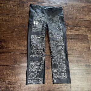 Under Armor Grey Patterned Compression Drawstring Women’s Capris Leggings S